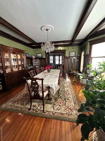 225 Beach 120th Street, Rockaway Park, NY 11694