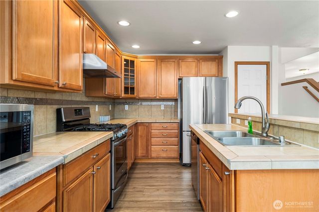 18312 104th Street Ct E, Bonney Lake, WA 98391