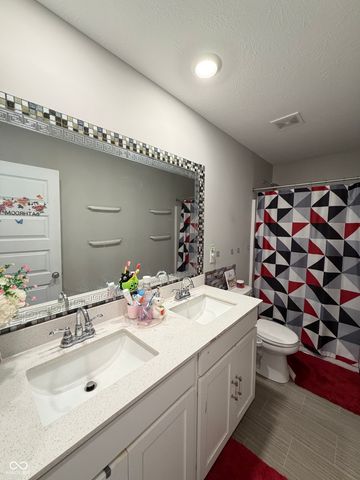406 Switchgrass Lane, Whiteland, IN 46184