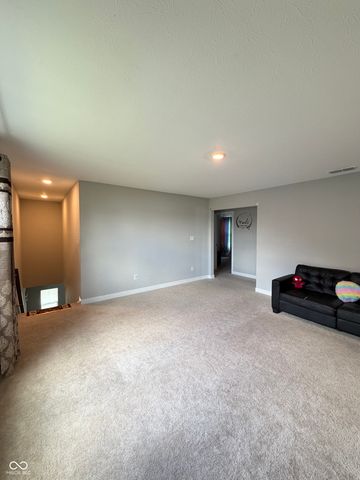 406 Switchgrass Lane, Whiteland, IN 46184