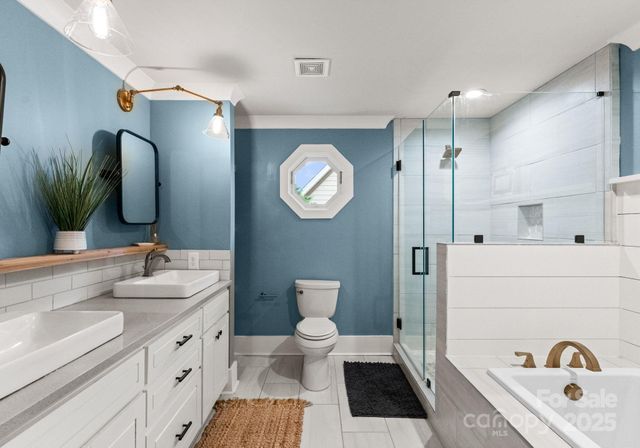 2550 Green Point Lane, Denver, NC 28037