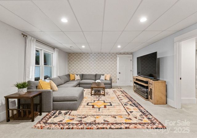 2550 Green Point Lane, Denver, NC 28037