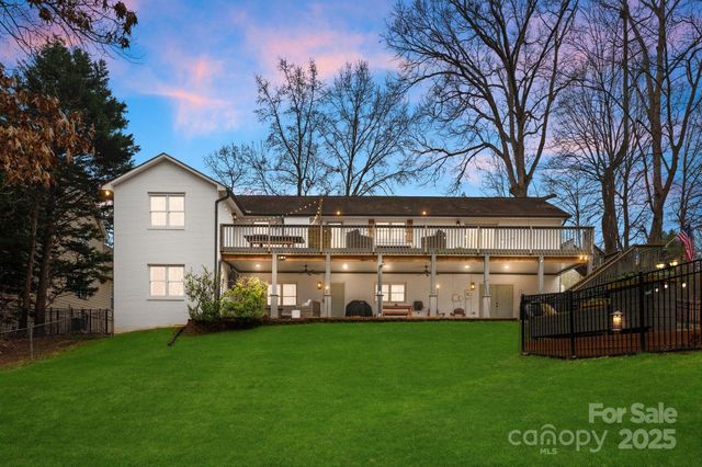 2550 Green Point Lane, Denver, NC 28037