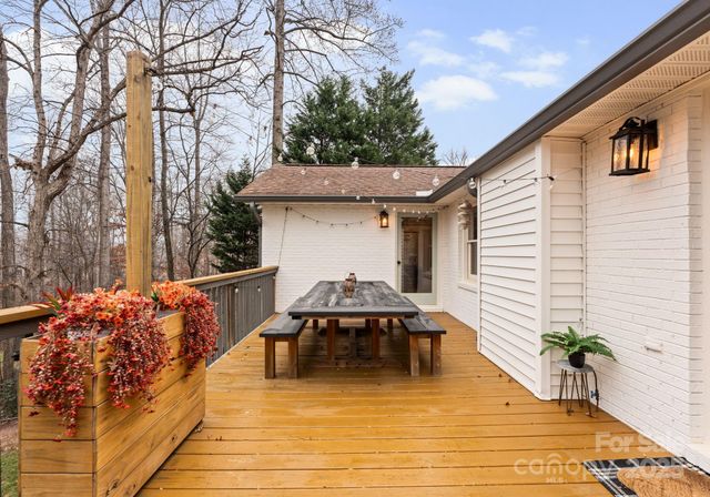 2550 Green Point Lane, Denver, NC 28037