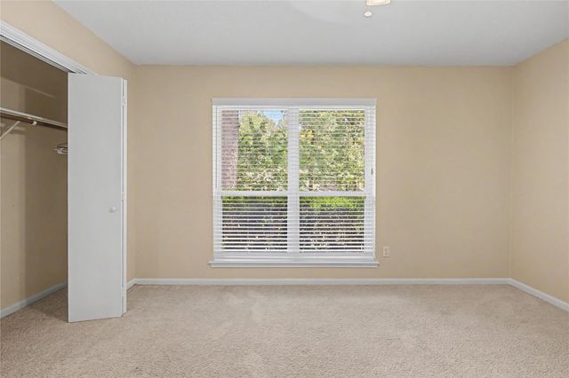 603 Hillcrest Drive, Huntsville, TX 77340