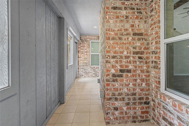 603 Hillcrest Drive, Huntsville, TX 77340
