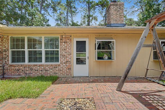603 Hillcrest Drive, Huntsville, TX 77340