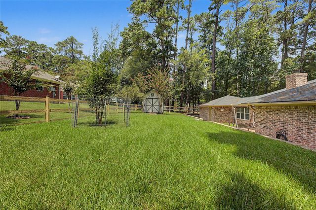 603 Hillcrest Drive, Huntsville, TX 77340