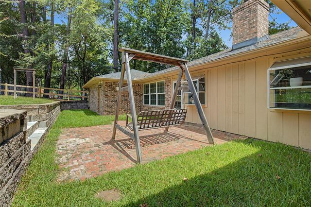 603 Hillcrest Drive, Huntsville, TX 77340