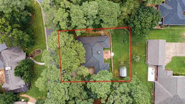 603 Hillcrest Drive, Huntsville, TX 77340