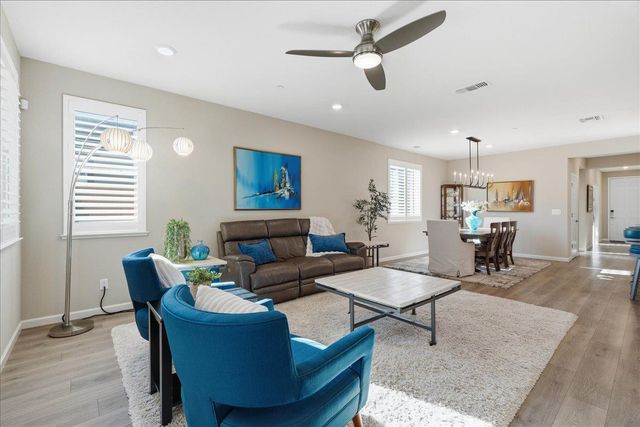 1447 Red Lake Way, Lincoln, CA 95648