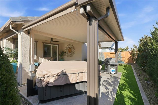 1447 Red Lake Way, Lincoln, CA 95648