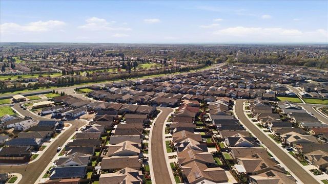 1447 Red Lake Way, Lincoln, CA 95648