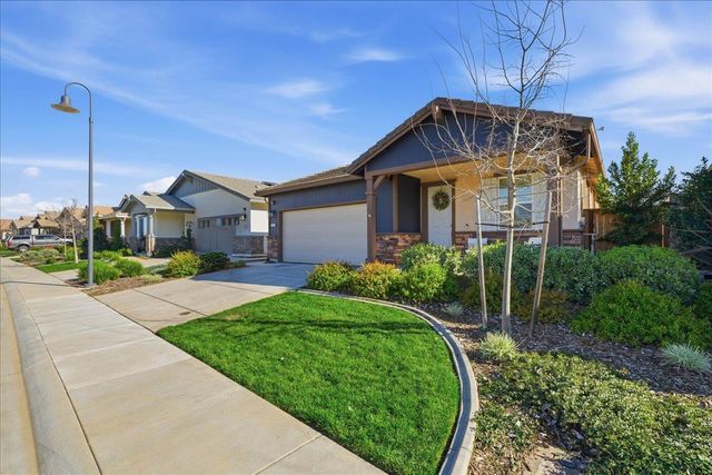 1447 Red Lake Way, Lincoln, CA 95648