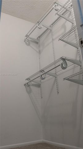 9421 Evergreen Pl 103, Davie, FL 33324