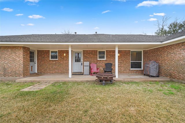 1112 Knox Lane, Wharton, TX 77488