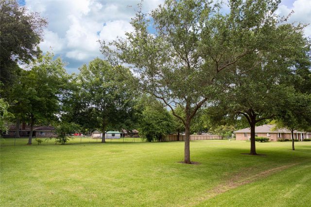 1112 Knox Lane, Wharton, TX 77488