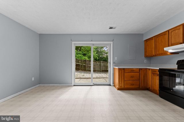 5260 MULBERRY CT, Stephens City, VA 22655