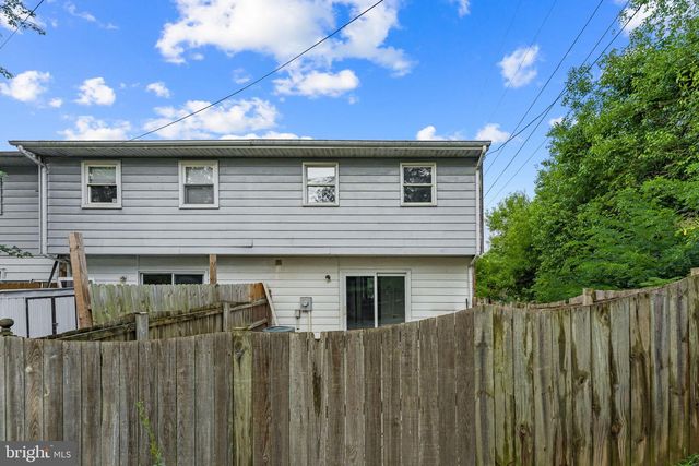 5260 MULBERRY CT, Stephens City, VA 22655