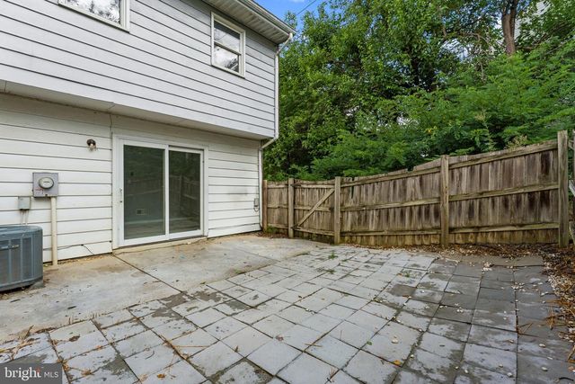5260 MULBERRY CT, Stephens City, VA 22655