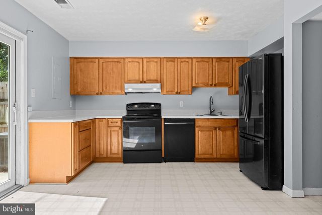 5260 MULBERRY CT, Stephens City, VA 22655