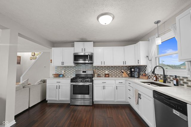 6630 S Cross Street, Pendleton, IN 46064