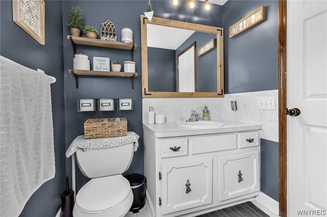 347 Wadsworth Court, Tonawanda, NY 14150