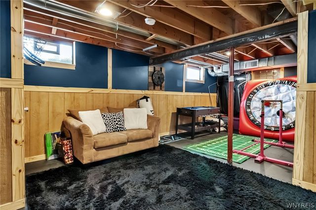 347 Wadsworth Court, Tonawanda, NY 14150