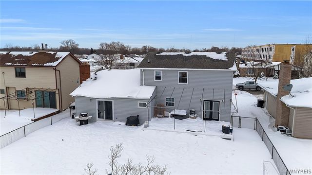 347 Wadsworth Court, Tonawanda, NY 14150