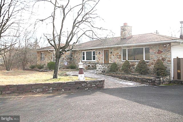 414 TYSON RD, Schwenksville, PA 19473