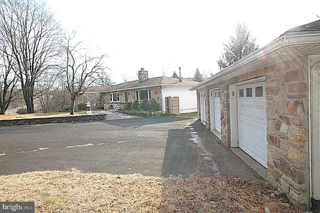 414 TYSON RD, Schwenksville, PA 19473
