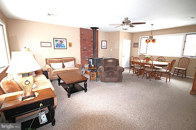 414 TYSON RD, Schwenksville, PA 19473