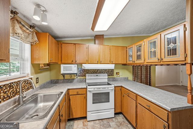 188 Deptula Road, Jackson, GA 30233