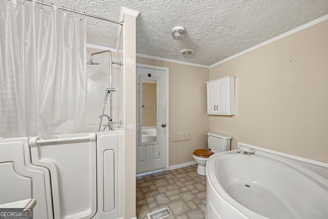 188 Deptula Road, Jackson, GA 30233