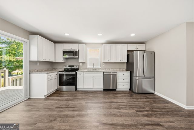 188 Deptula Road, Jackson, GA 30233