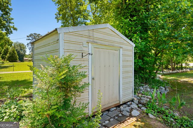 188 Deptula Road, Jackson, GA 30233
