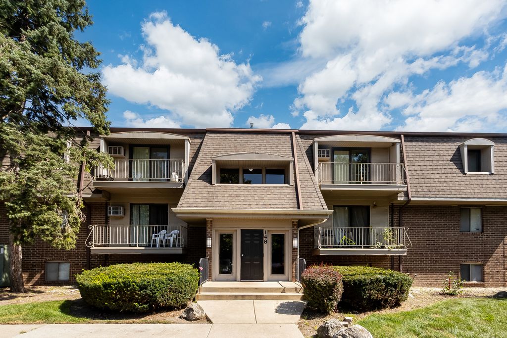 148 E bailey Road L, Naperville, IL 60565