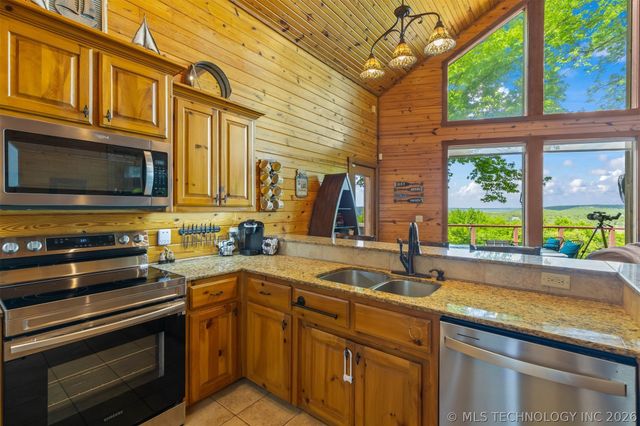 36682 S 511 Road, Vian, OK 74962