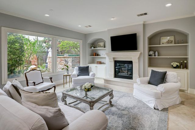 6004 Lake Street, Houston, TX 77005