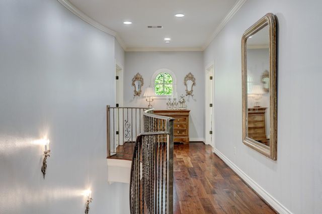 6004 Lake Street, Houston, TX 77005