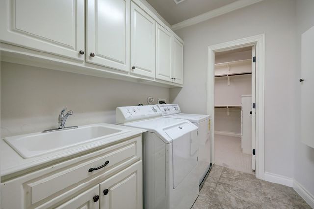 6004 Lake Street, Houston, TX 77005
