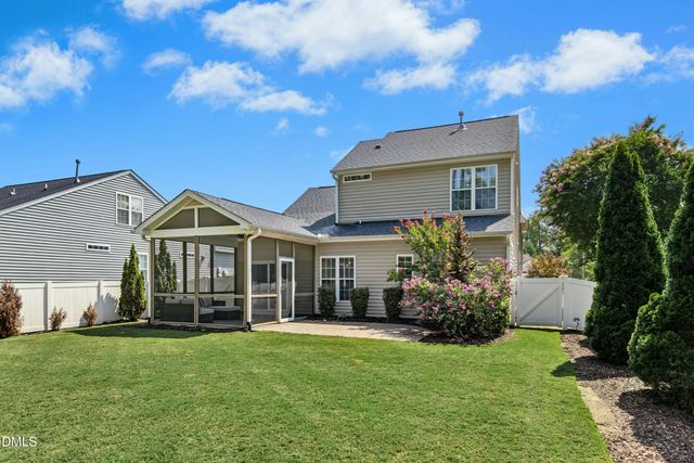 828 Nightshade Way, Raleigh, NC 27610