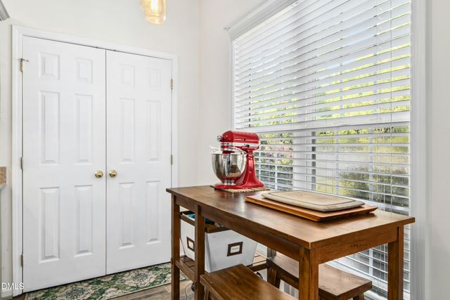 828 Nightshade Way, Raleigh, NC 27610