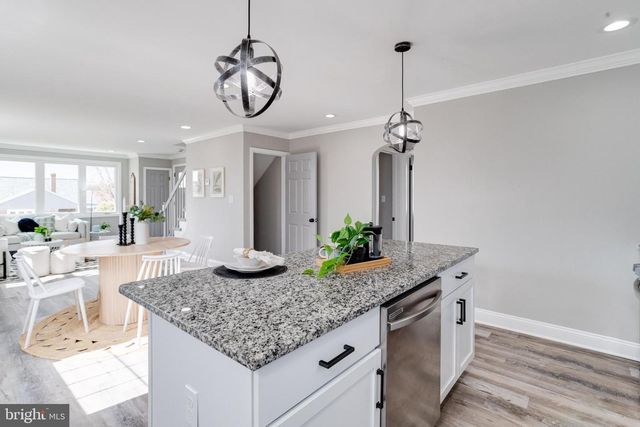 1829 HANFORD RD, Baltimore, MD 21237