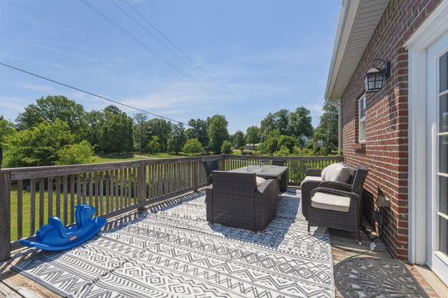 13535 Versailles Rd, Rockvale, TN 37153