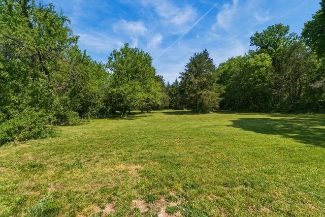 13535 Versailles Rd, Rockvale, TN 37153