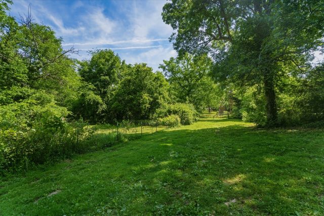 13535 Versailles Rd, Rockvale, TN 37153