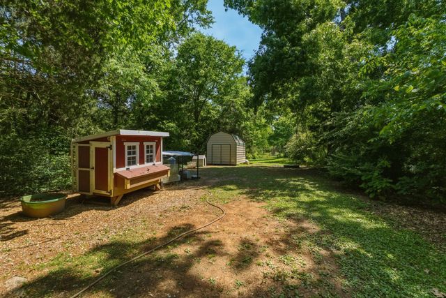 13535 Versailles Rd, Rockvale, TN 37153