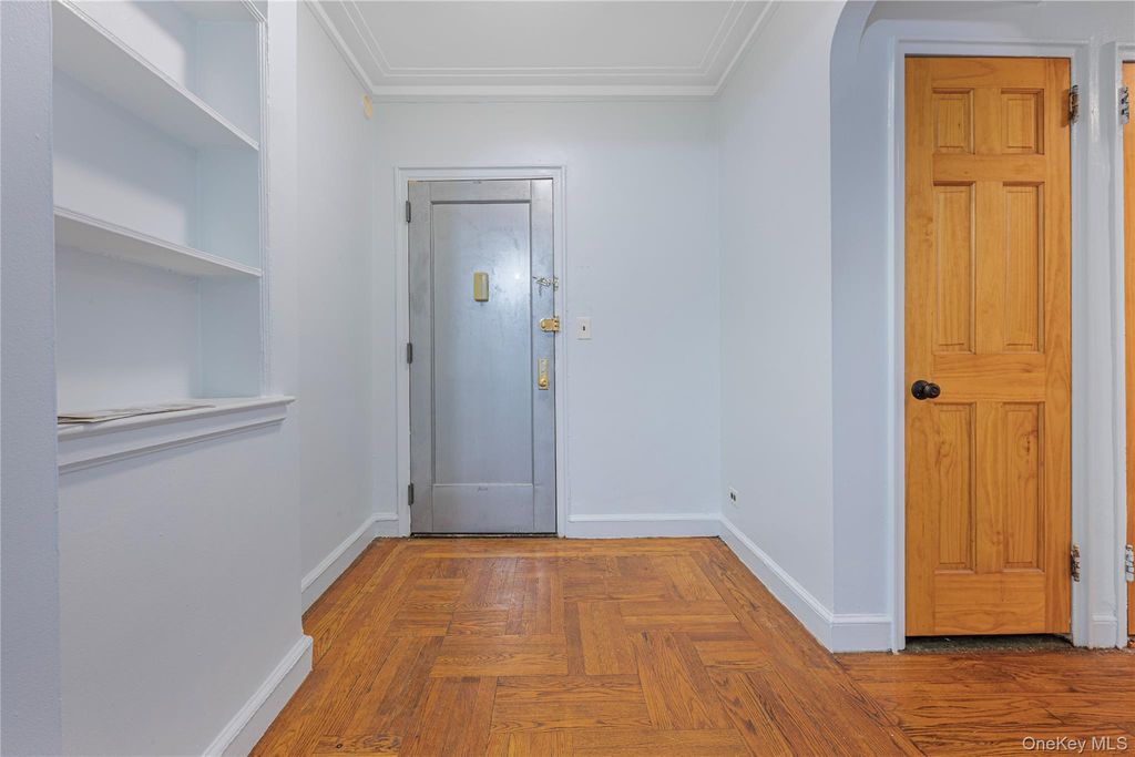 2191 Bolton Street 5E, Bronx, NY 10462 — photo 4