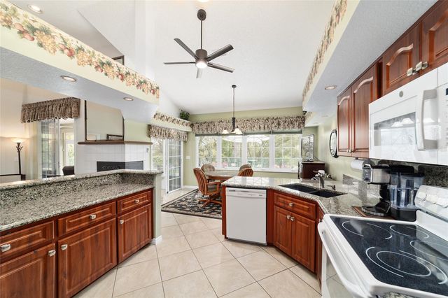 11407 SW 82ND AVENUE, Ocala, FL 34481